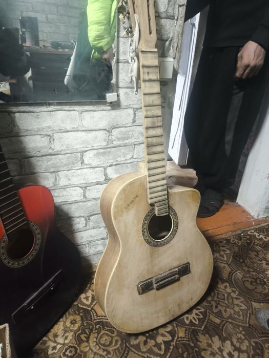 Продам гитару сср