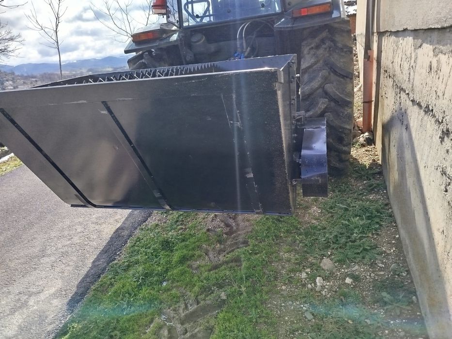 Кофа за бъркане на цимент.