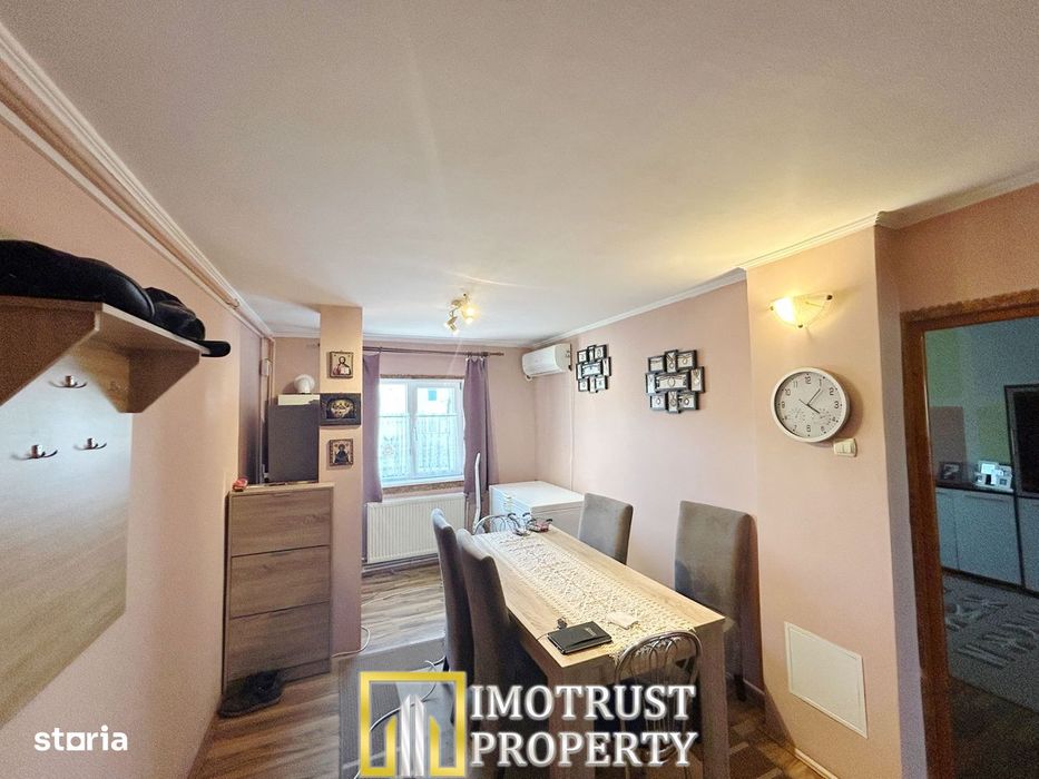 De vanzare apartament 3 camere/ Aradul Nou