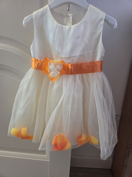 Детски маркови рокли