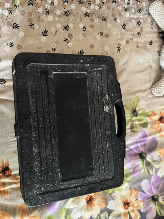 Set filetantă cu percuție necesită baterii noi doar cu ridicare personală