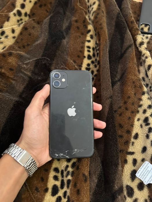 Обмен iPhone 11 (64)