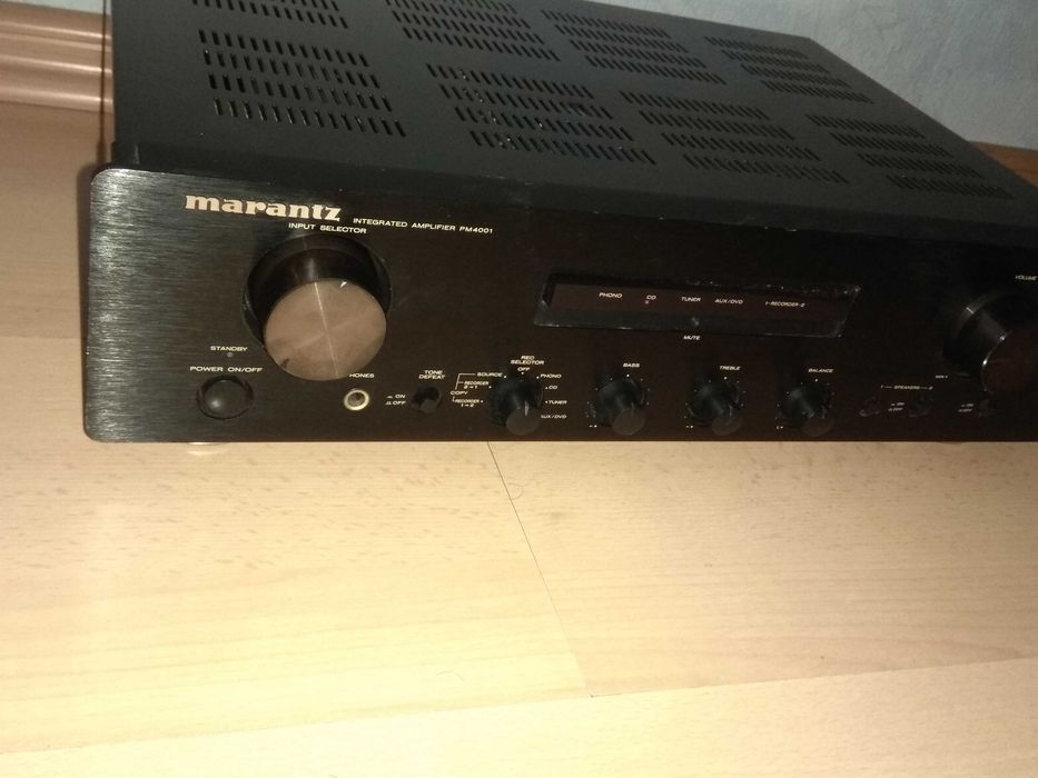 Стерео усилвател Marantz PM4001