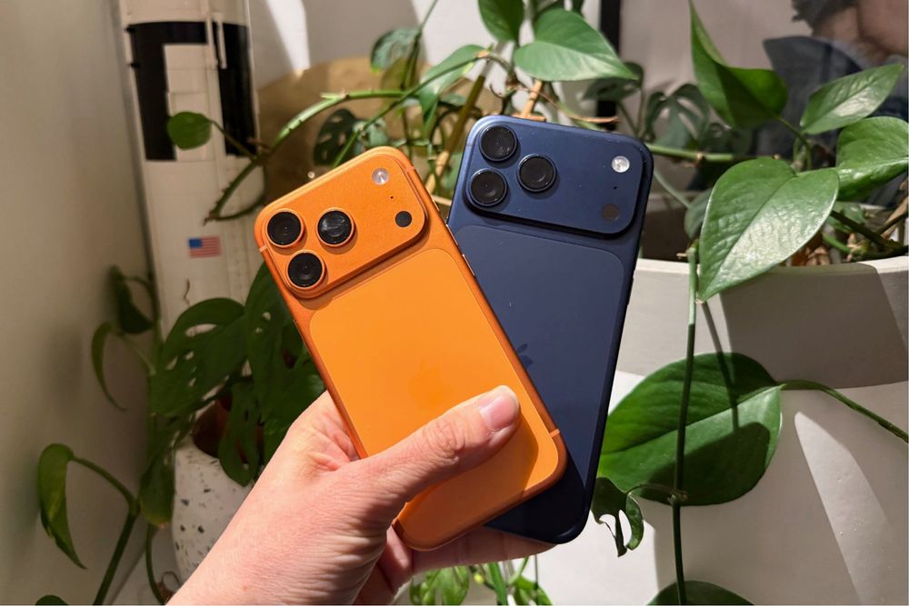 Iphone 17 pro max orange and blue (512gb)