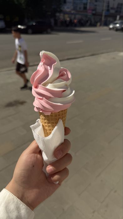 Продам аппарат мороженого