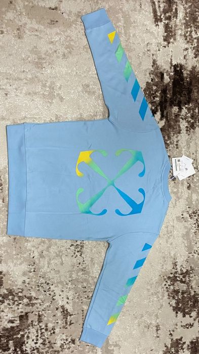Vând bluza noua de bărbați Off-White