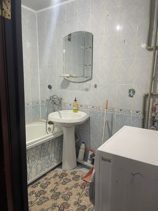 Сдаётся 4 комнатная квартира