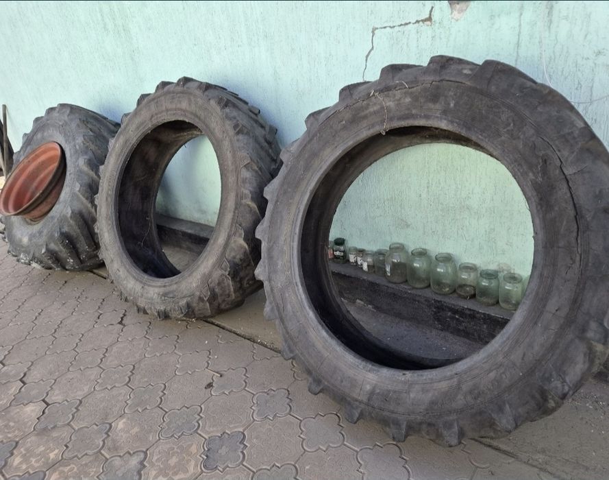 Продам шины на мтз б/у