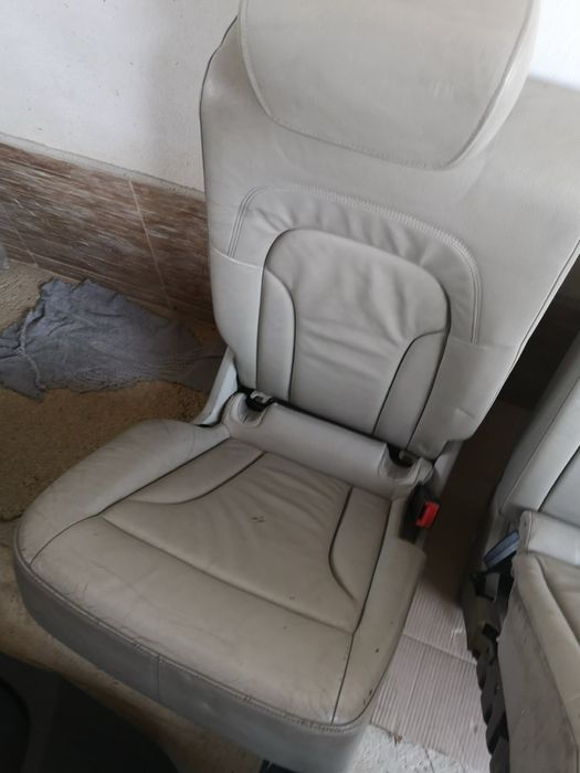 Audi q5 кожен салон