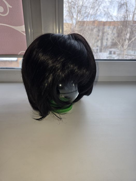 Продаю парик в отличном состоянии.