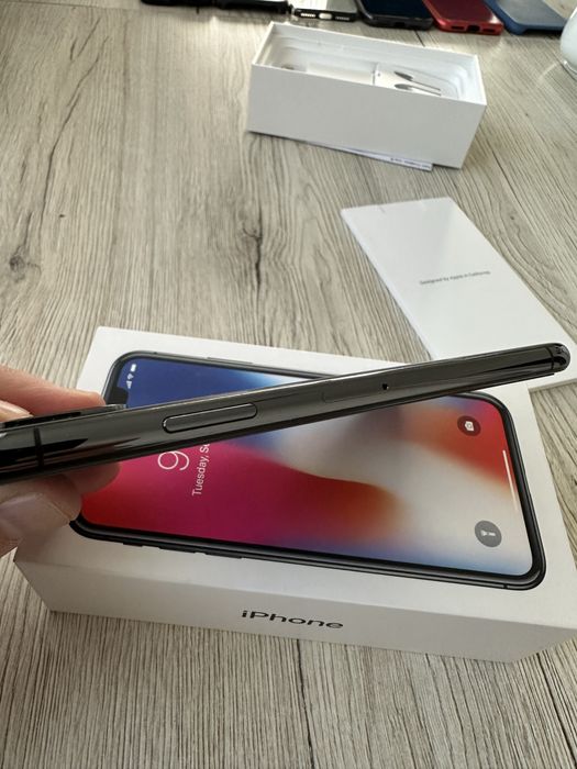 Iphone 10 X като нов!!! Space grey !