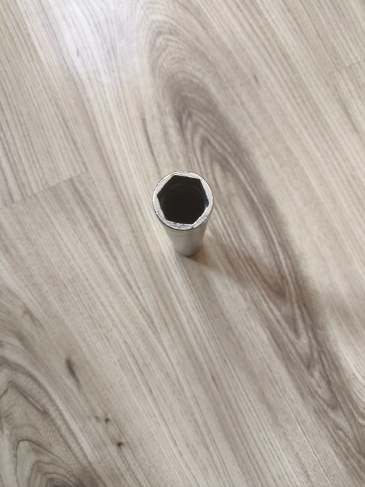 Инструменти Facom