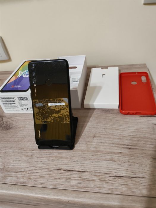 Телефон HUAWEI Y6p