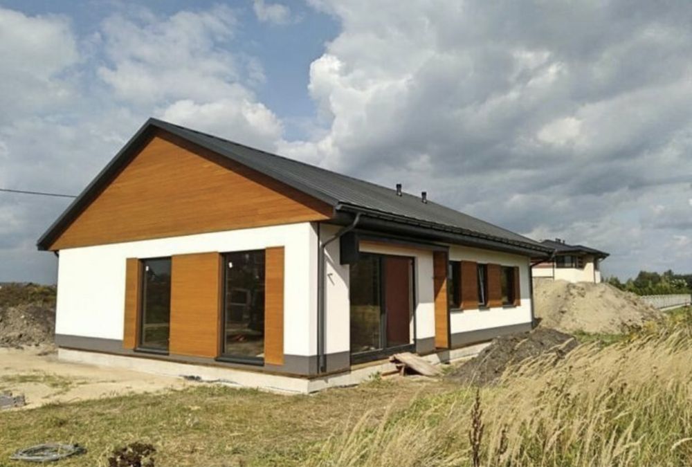 Case pe structura metalică de locuit