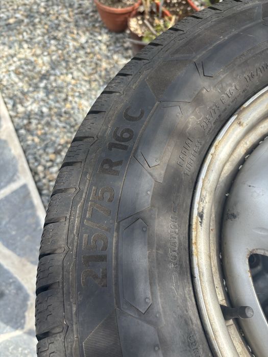 Set 4 cauciucuri/anvelope cu tot cu jante 215/75 R16 C
