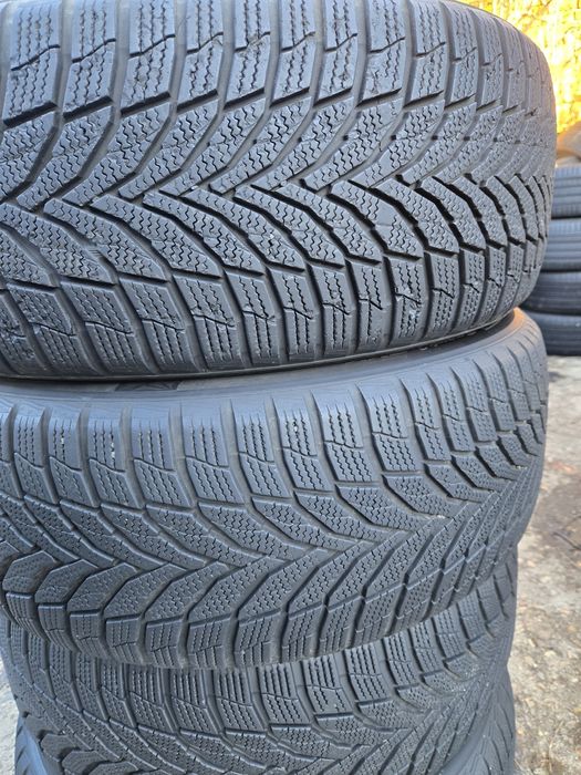 4бр. 235 55 18 Nexen зимни.