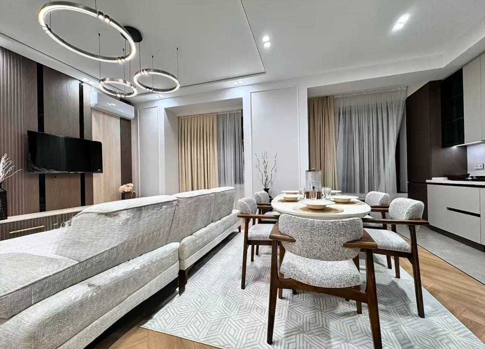 ПРОДАЕТСЯ  5/8-9/9 PARISIEN" ДУПЛЕКС  Golden House" Парисен