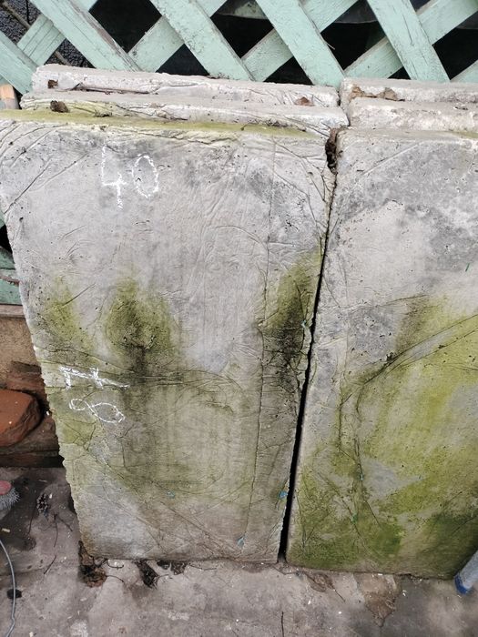 Placi beton pentru loc de veci