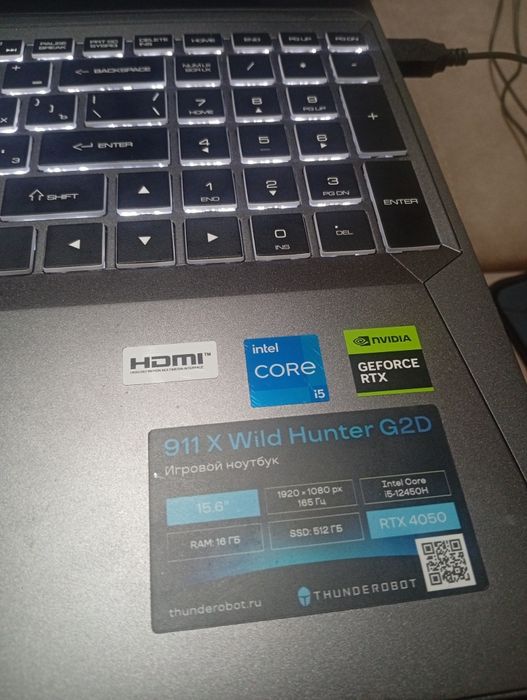 Продам игровой ноутбук Thunderobot