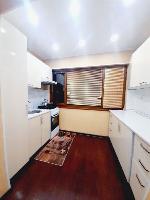 Bez Makler Arenda Северный Олмазор 24 дом 17 квартира

Manzil: Toshken