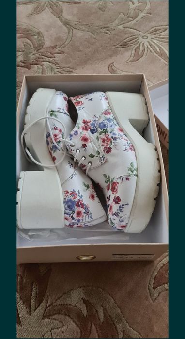 Ботинки женские весна/ лето