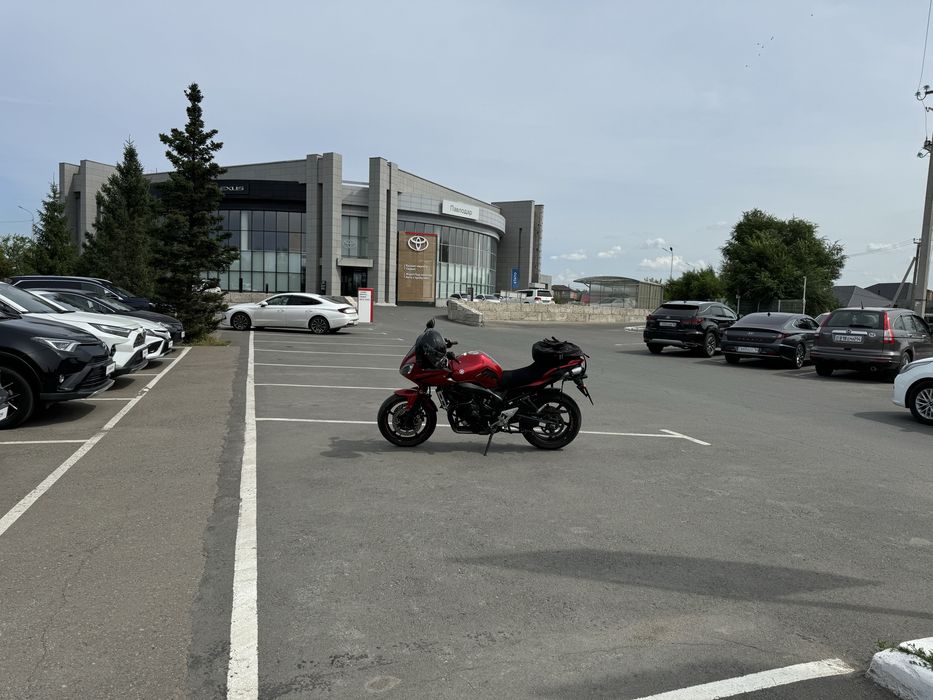 Продам мотоцыкл Yamaha Fazer 6 s2