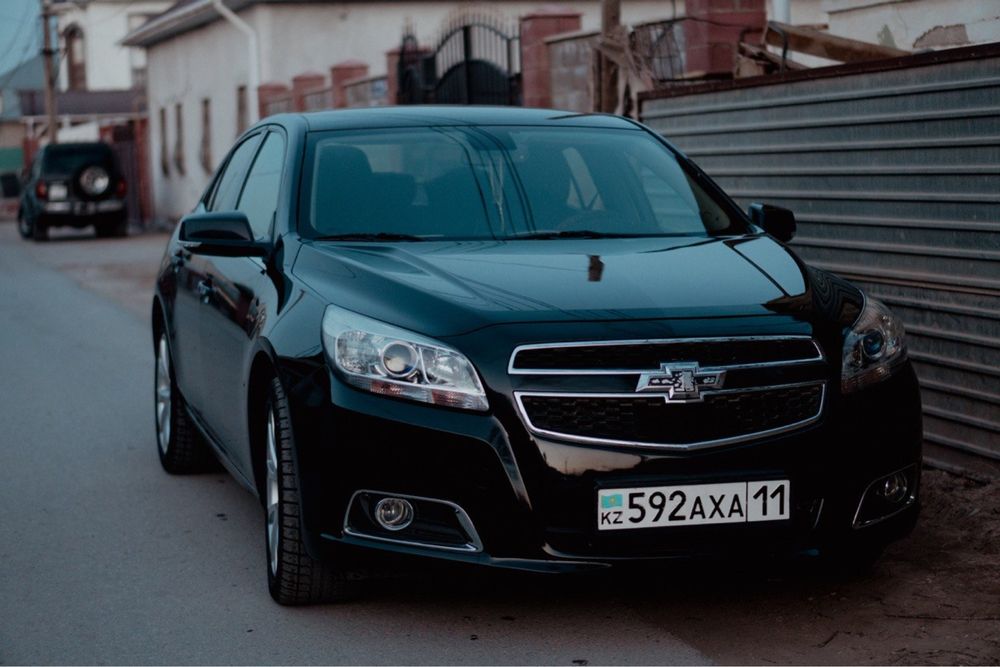 Автомобиль Chevrolet Malibu