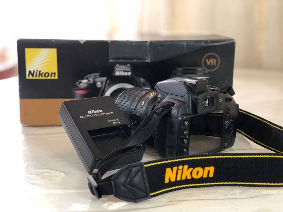 Фотокамера Nikon D3100 kit 18-55 mm