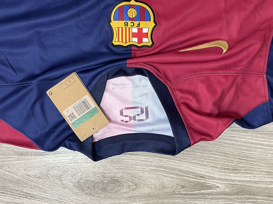 Tricou Nike FC Barcelona Home 2024/25 cu etichetă
