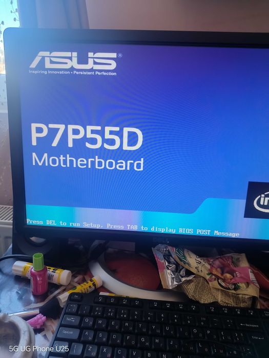 Настолен компютър ASUS