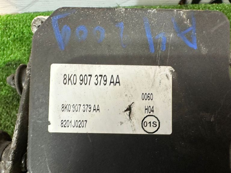 Pompa abs audi a4 b8 2.0 diesel cod: 8k0907379aa 2007-2015