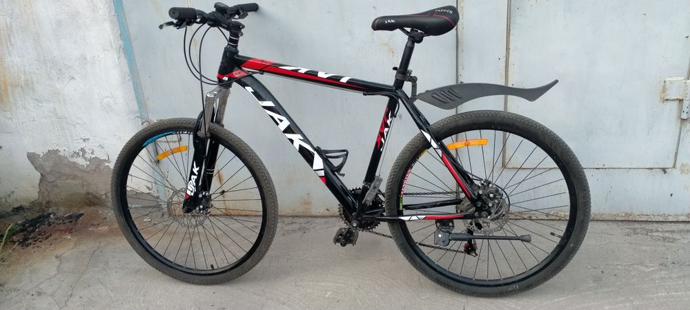 Хороший велосипед 26 колеса.