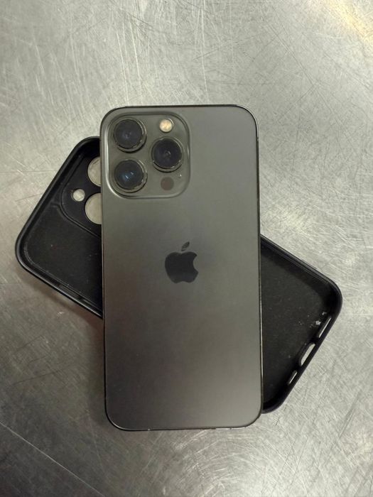 Продается Айфон 13 про