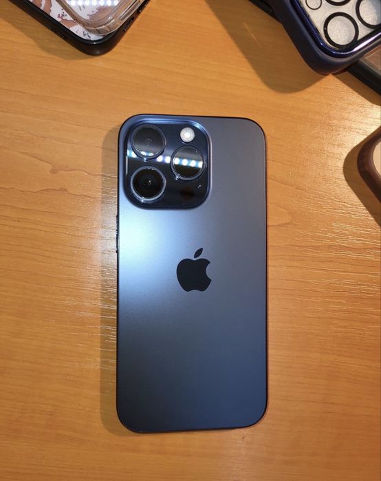 Vand iphone 15 Pro titanium blue