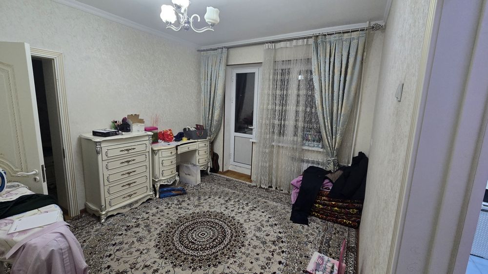 Сдаётся 4х комнатная квартира М Навза