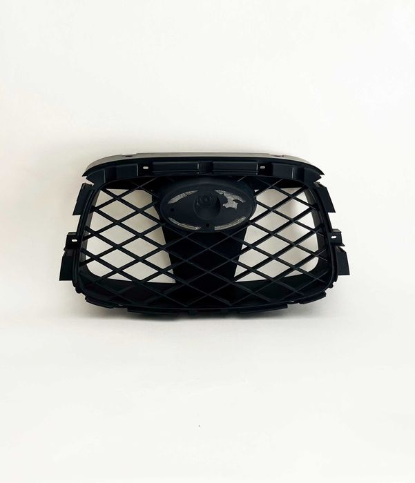 Решетка радиатора Subaru Impreza