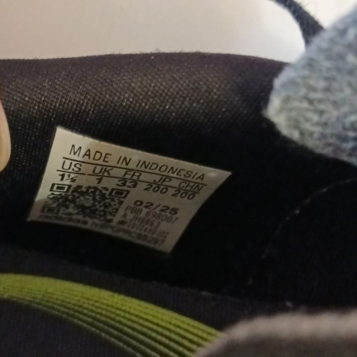 Футболни  обувки - стоножки Adidas predator