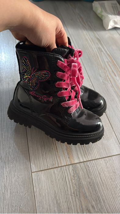 Продам детский обувь б/у