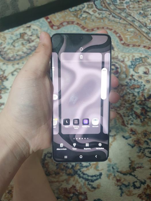 Продам samsung s20