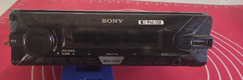 Vand Sony si Becker Q03