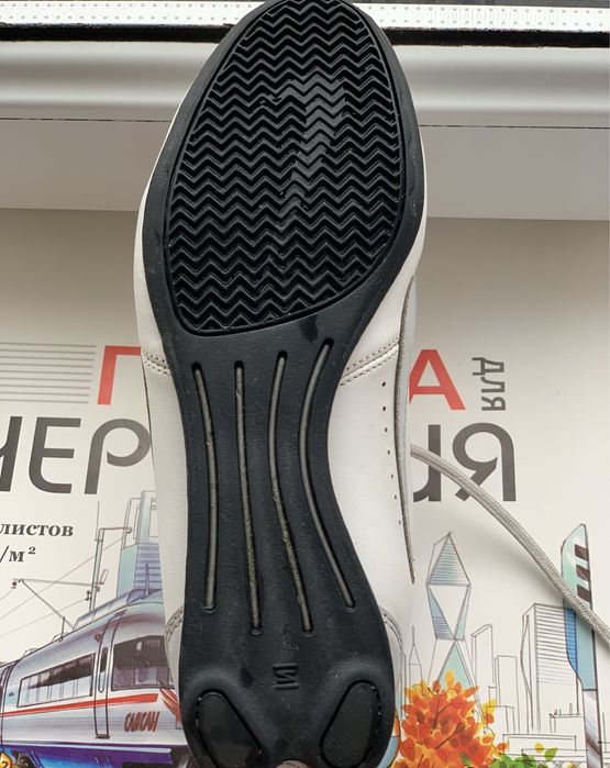 Кроссовки Nike