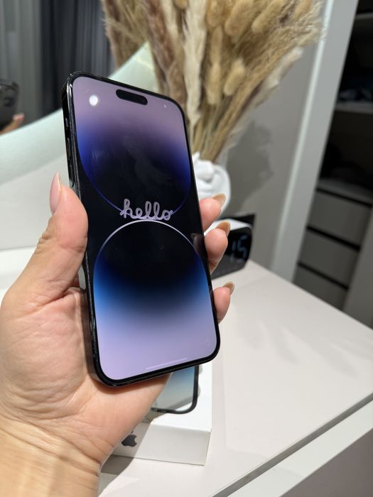 Продам айфон 14 про макс 256 гб