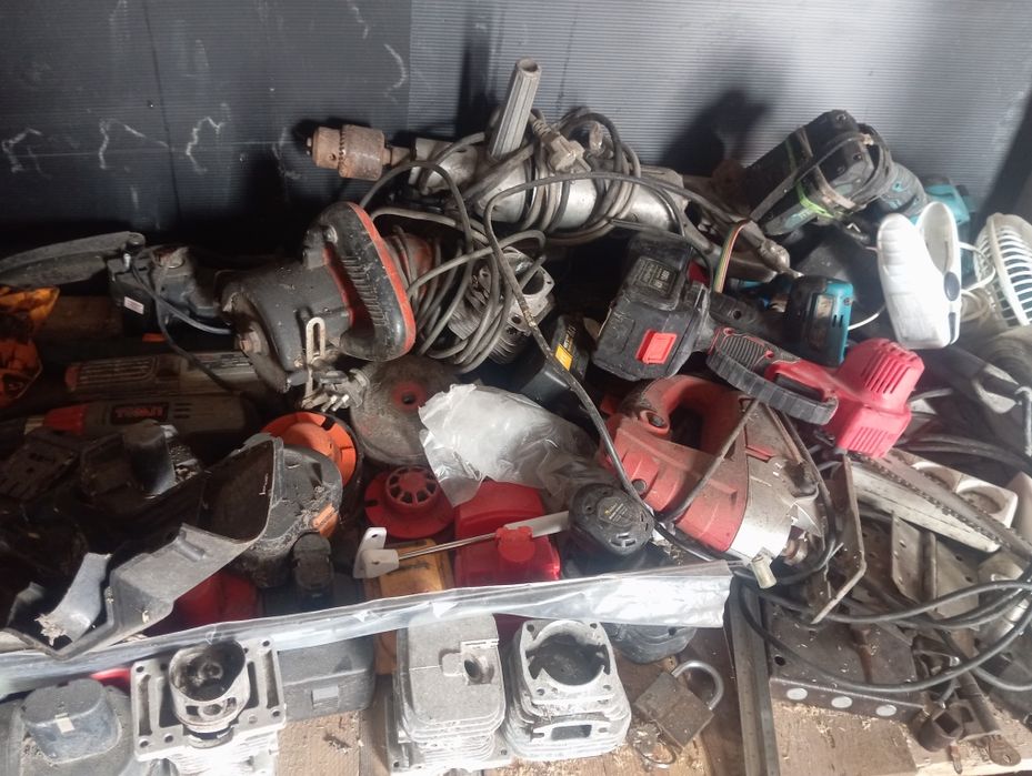 Электроинструмент