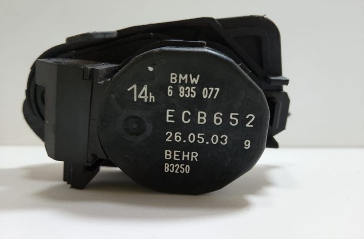 Motoras  Behr Aeroterma  6935077 BMW Seria 7 E65/E66