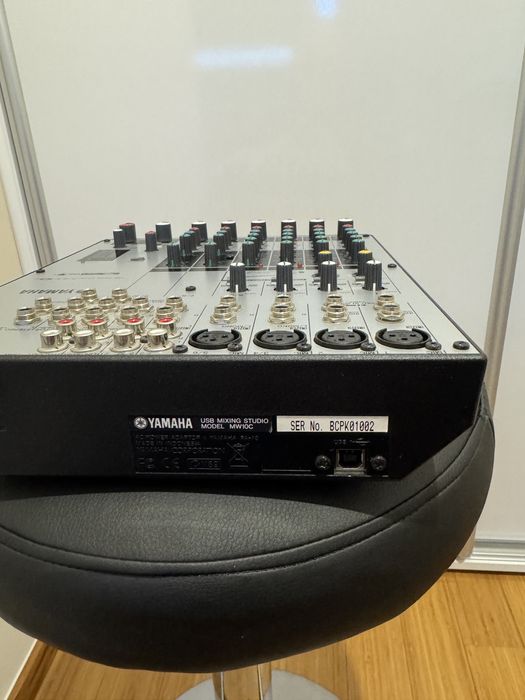 Пулт Mixer Yamaha MW 10 USB