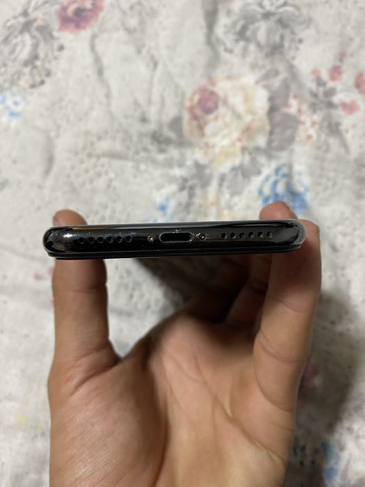 iphone x.       Айфон х.                             с.