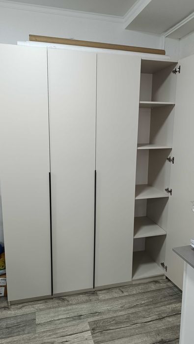 Продам новый шкаф офисный