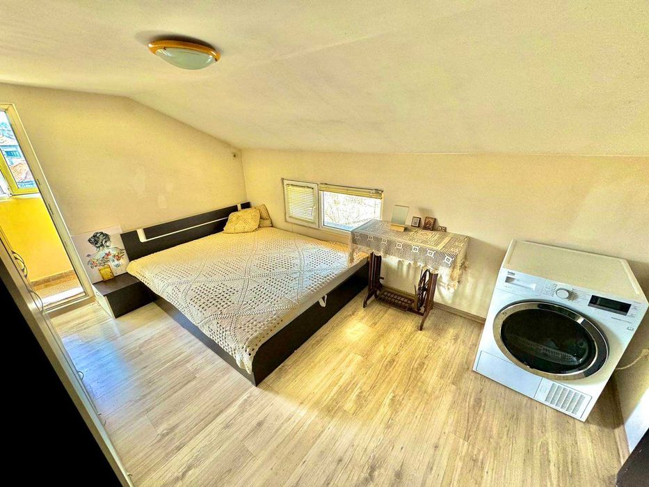 Продава се Тристаен апартамент в Русе, Център - 98 кв.м за 887 €/кв.м - Снимка #1