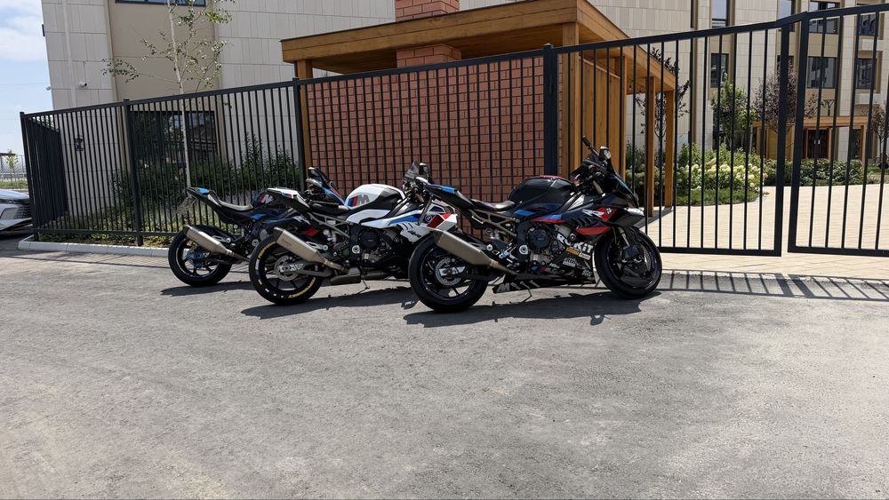 BMW M1000RR 2023года выпуска