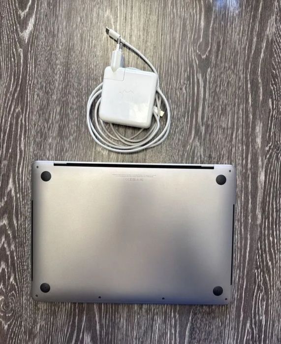 MacBook Pro 2020 16/512